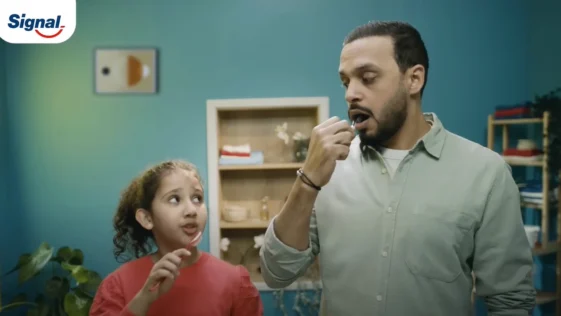 كيفاش نغسل سناني؟