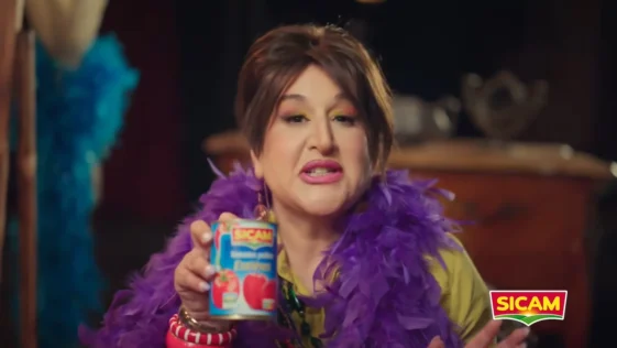 مع سيكام رابحة وقتي، وعايشة بية زماني